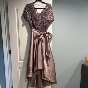 Chic High-Low Mauve Short Sleeve Sequin Dress Size 12